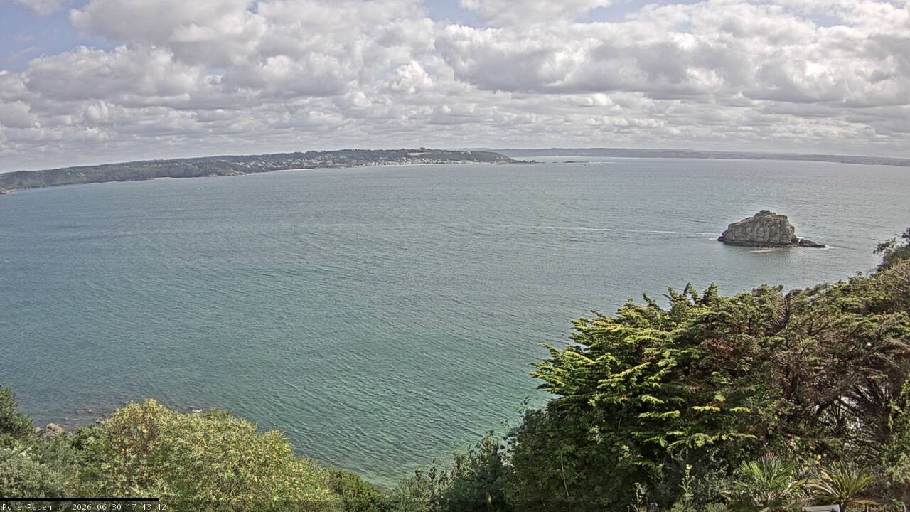 Vue mer en direct de la station